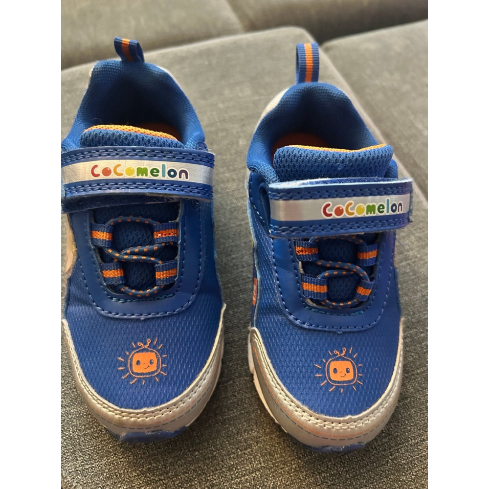 Cocomelon JJ light up sneakers size 8 toddler w box - Picture 2 of 10